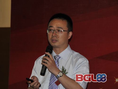 杨琨.jpg