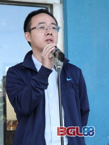 杨琨444.jpg